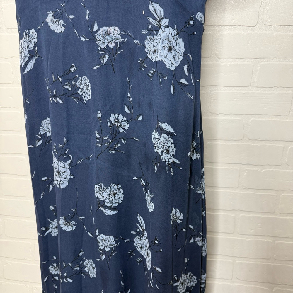 Club Monaco Silk V-Neck Puff Sleeve Dress Navy Floral sz 6 - Picture 8 of 8